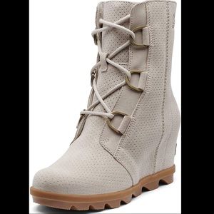 Joan of arctic wedge boots, Sorel